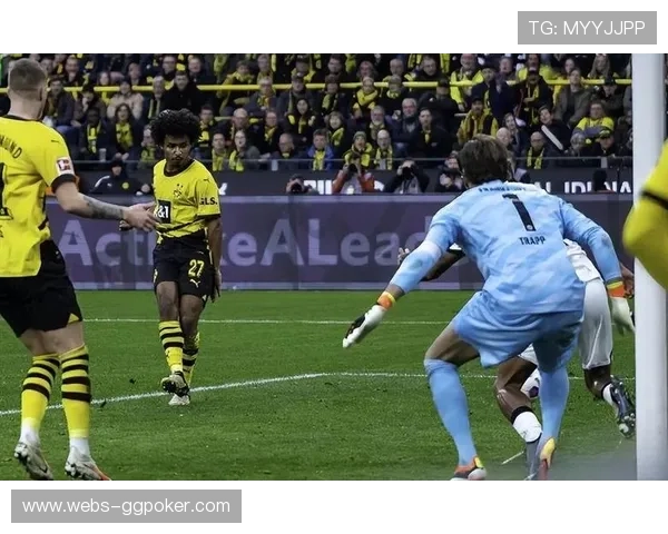 德甲速报：勒沃库森3-0完胜科隆，继续以不败战绩领跑积分榜